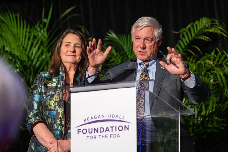 Former Representative Fred Upton (R-MI) and Representative Diana DeGette (D-CO)